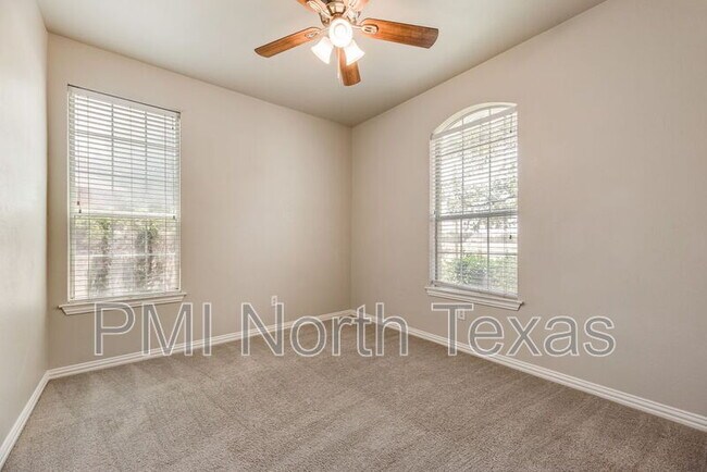Building Photo - 11632 Lenox Ln
