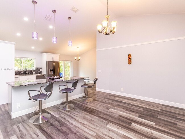 Building Photo - 9939 Majestic Way