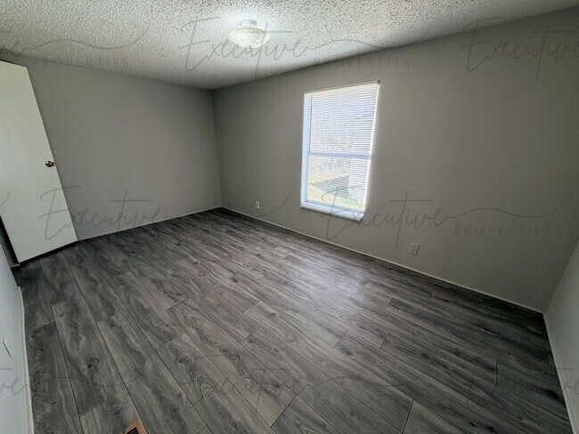 Building Photo - 625 N. Claiborne Street