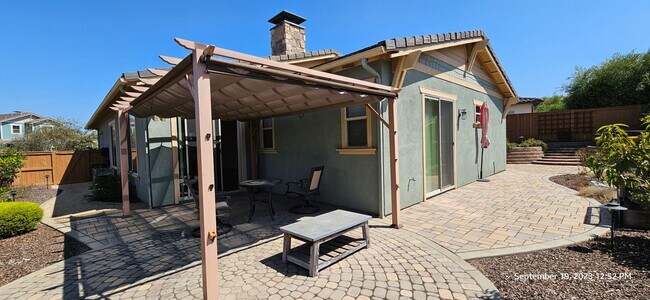 Building Photo - Beautiful Newer Rice Ranch Single Story Home in Orcutt