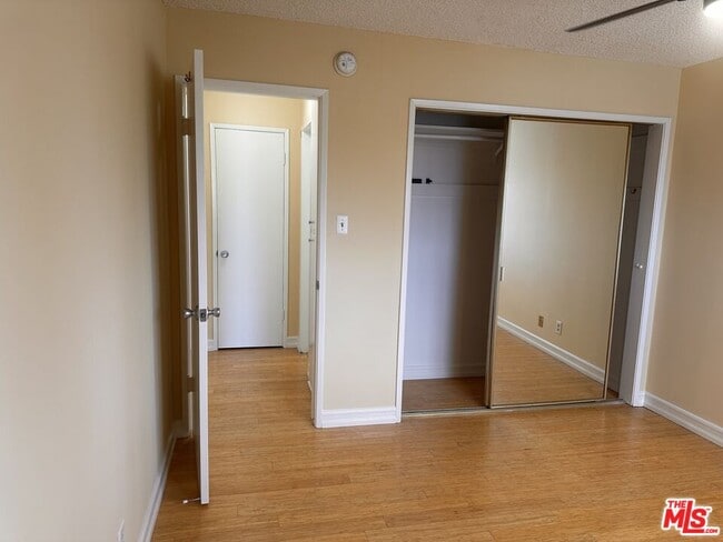 Building Photo - 5411 S Centinela Ave