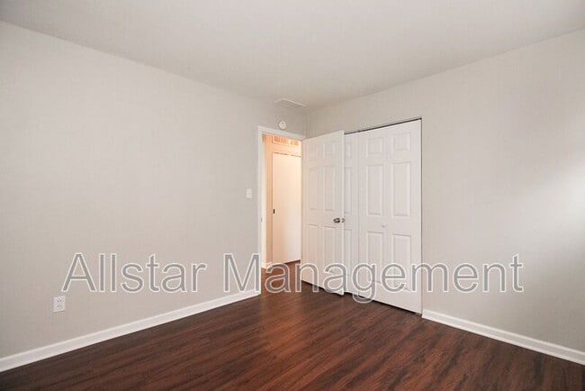 Building Photo - 6393 Springwood Rd