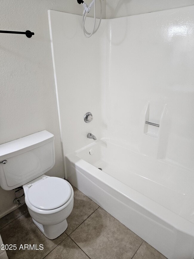 Building Photo - 6557 S La Rosa Dr