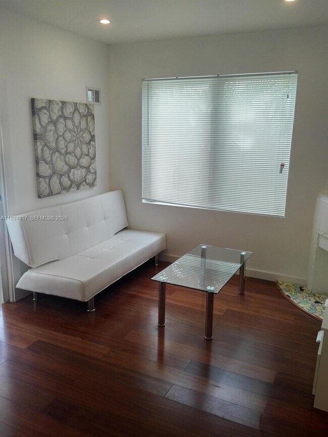 Building Photo - 750 Jefferson Ave