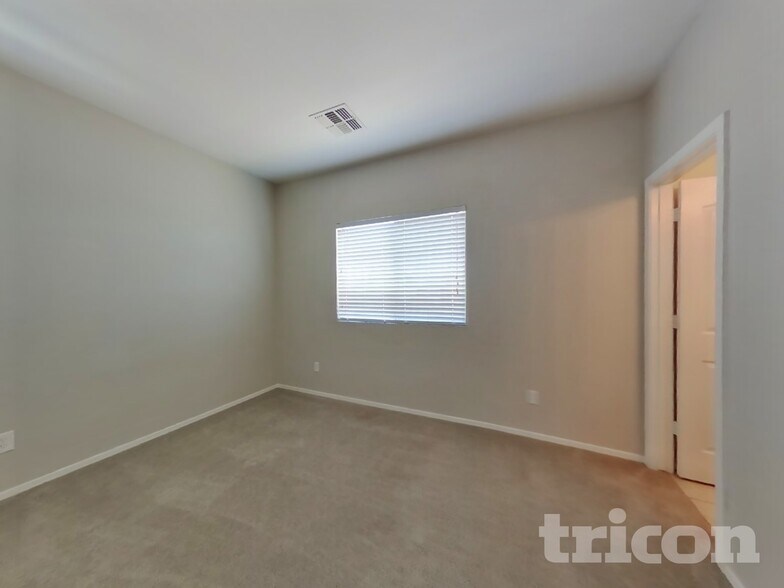 Building Photo - 1795 Matthews Dr