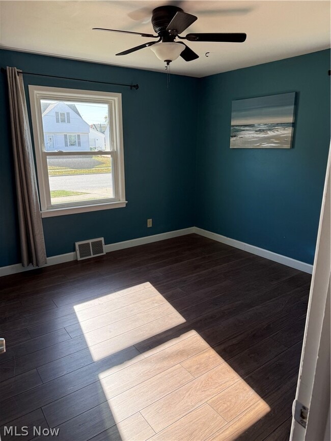 Building Photo - 30401 Mildred Ave