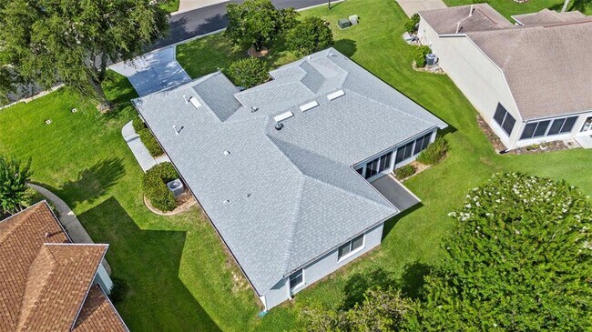 Building Photo - 26908 Honeymoon Ave