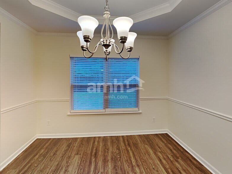 Building Photo - 343 Alcovy Way