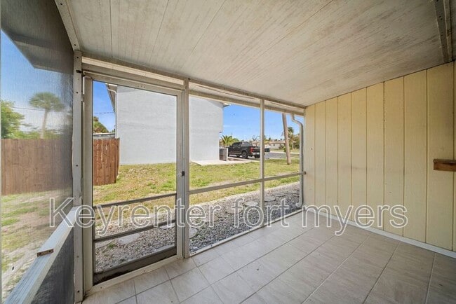 Building Photo - 13405 Pine Needle Ln