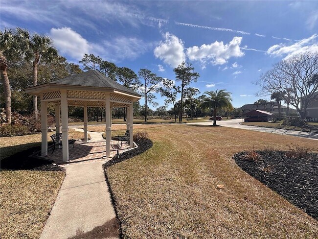 Building Photo - 35 Magnolia Ave