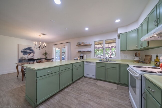 Building Photo - Central location in country setting! In law unit attached to house! MUST SEE!