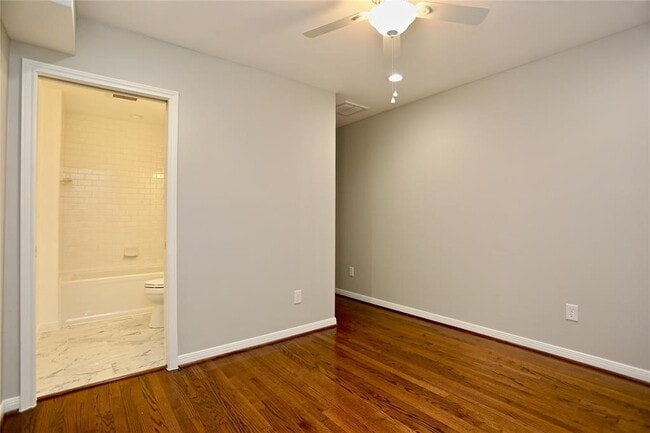 Building Photo - 4106 Milton St