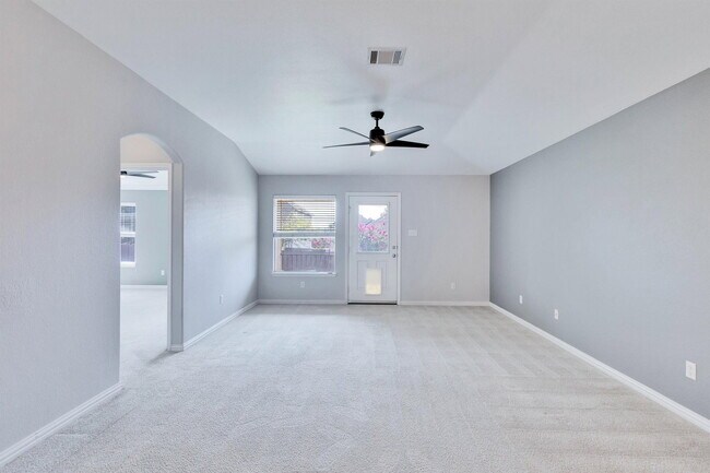 Building Photo - 133 Calline Mayes Run