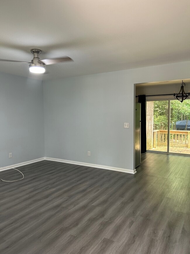 Building Photo - 2319 Boardwalk Ave