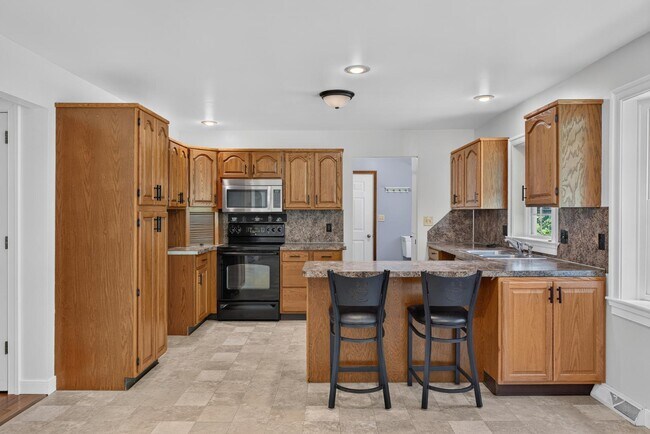 Building Photo - 2337 Laurel Top Cir