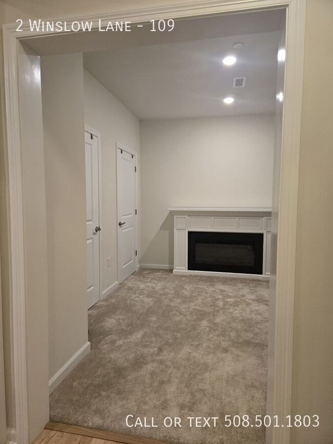 Building Photo - 2 Winslow Ln