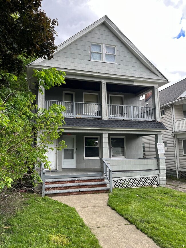 Building Photo - 3339 W.84th