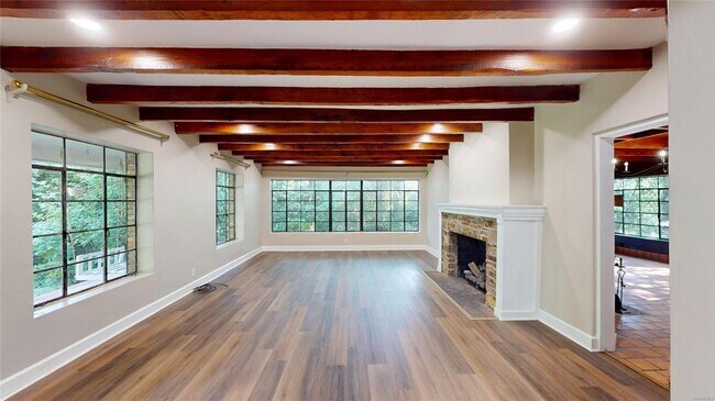 Building Photo - 3 Knob Hill Rd