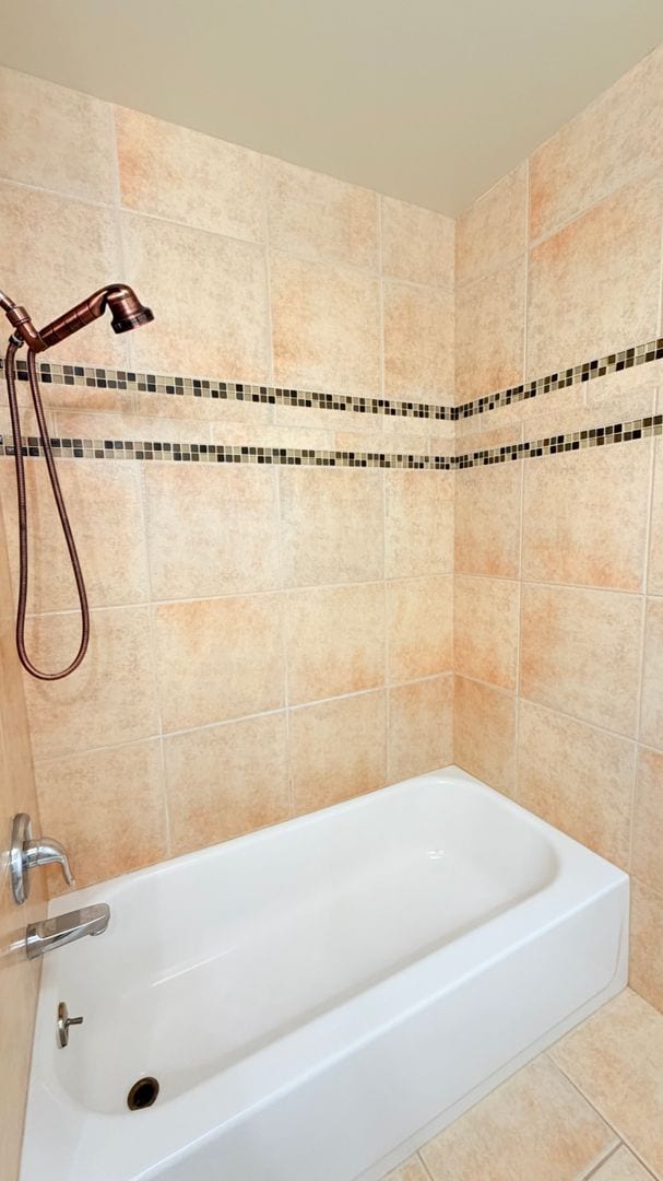 Building Photo - 1092 Melrose Ave