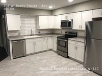 Building Photo - Remodeled 2 bedroom 1 bath apartments in M...