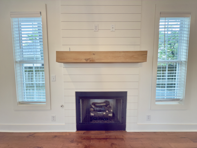 Building Photo - Beautiful 3 bed 3 bath WALKABLE to restaur...