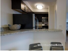 Building Photo - 185 Freeman St