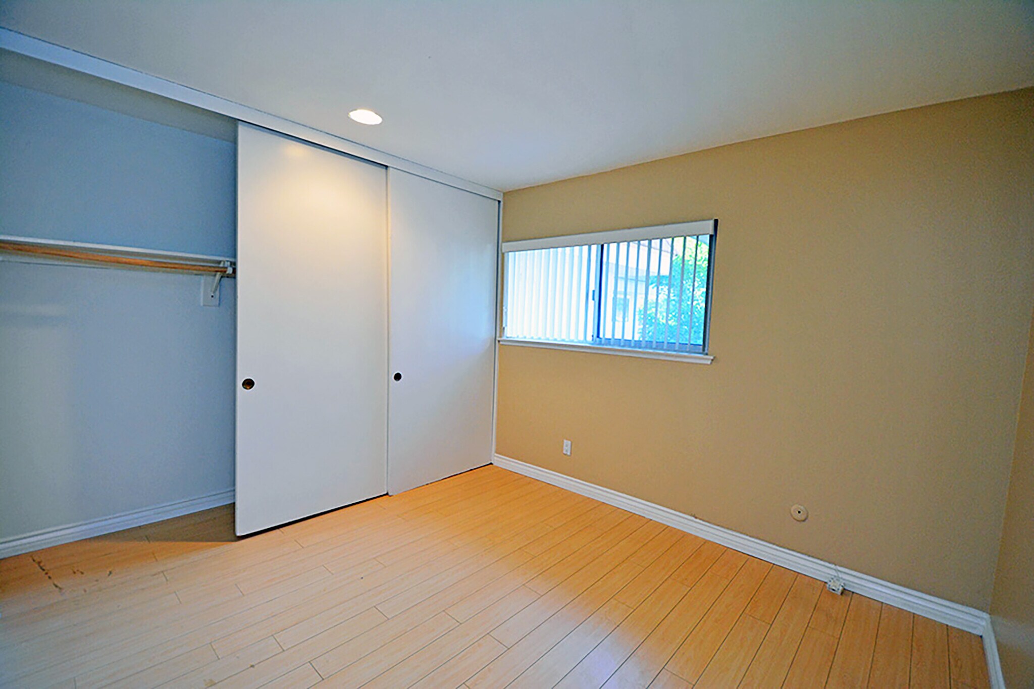 Building Photo - 10051 Valley Circle Blvd