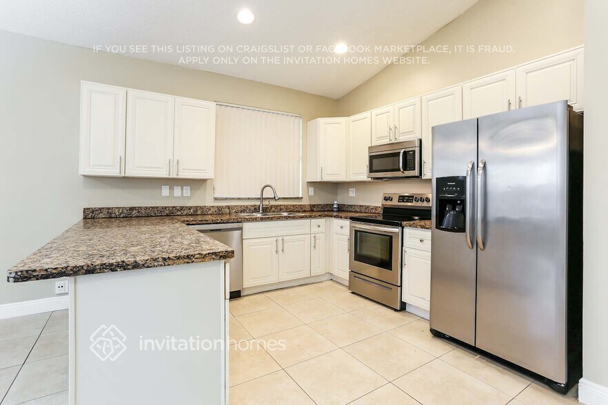 Building Photo - 16035 SW 109th St