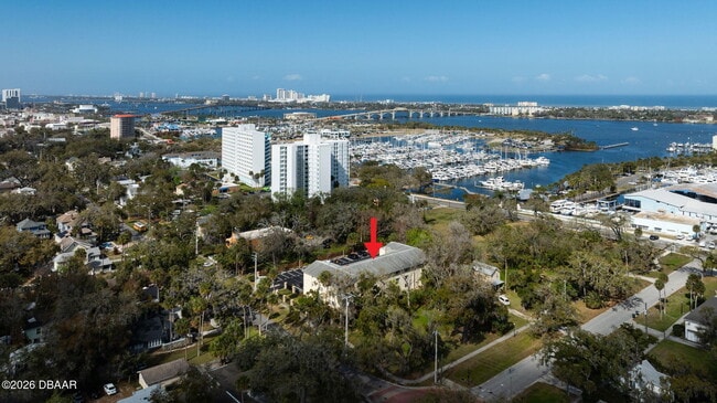 Building Photo - 633 S Palmetto Ave