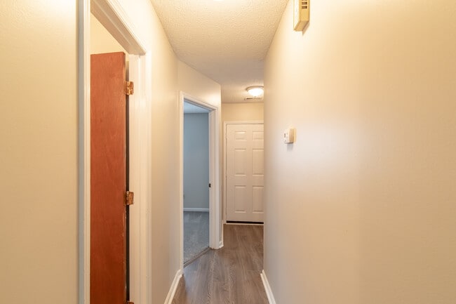 Building Photo - 1924 Greenstone Ct