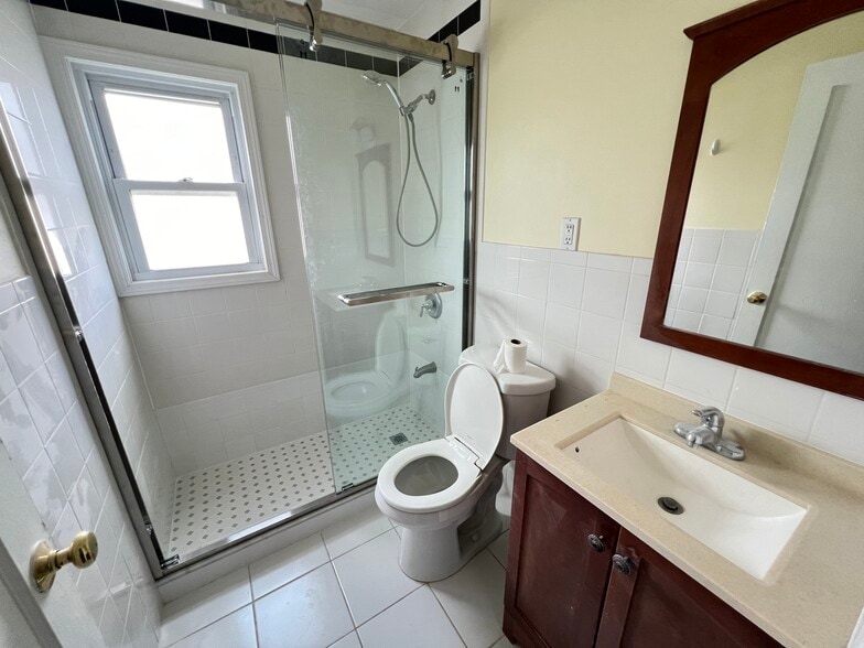 Bathroom - 237 Wardwell Rd