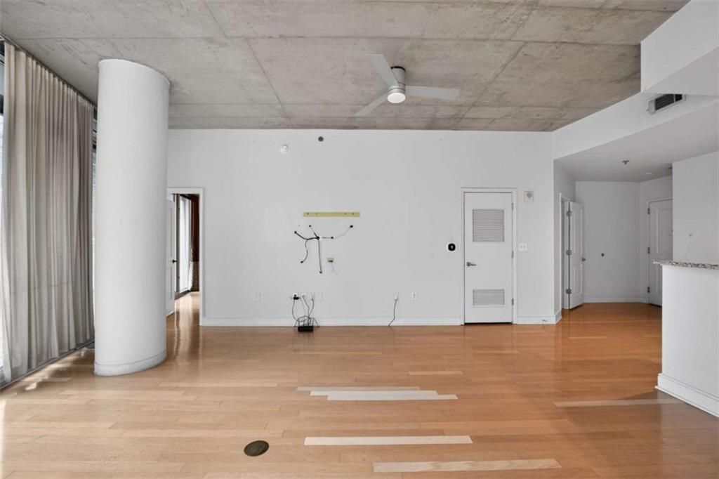 Building Photo - 950 W Peachtree St NW