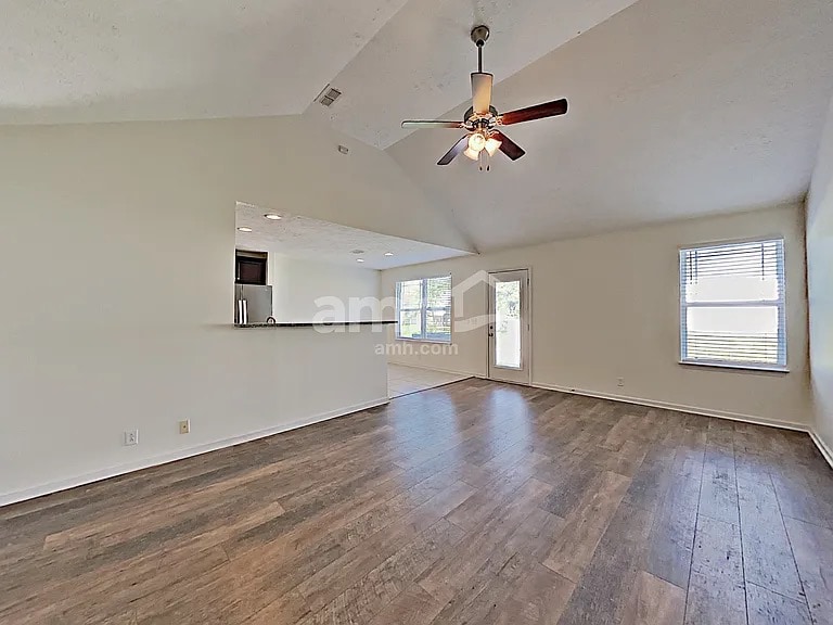 Building Photo - 1617 Ursuline Ln