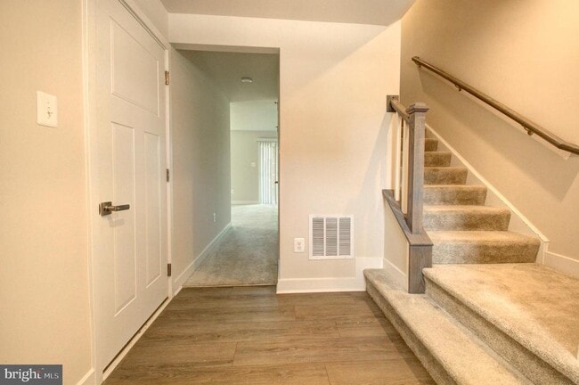 Building Photo - 110 Fletcher Cir