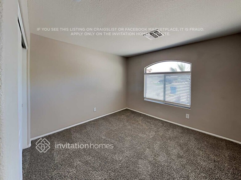 Building Photo - 29372 N Lazurite Way