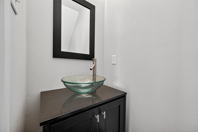 Building Photo - 54 Marble Rock Pl