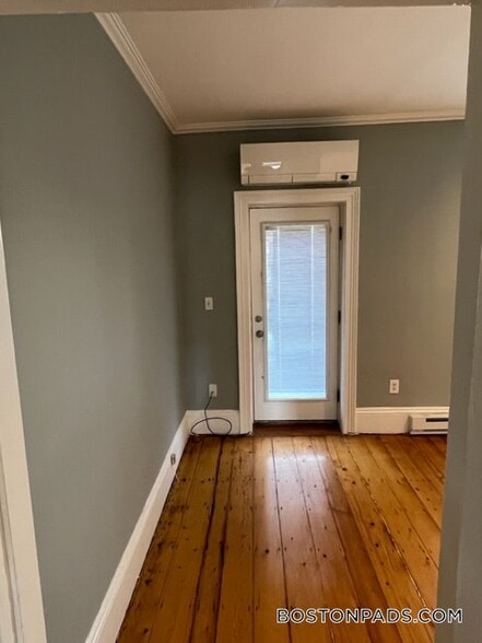 Building Photo - 127 Pembroke St