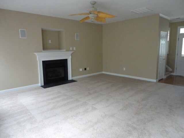 Building Photo - 2005 Semmes Ln