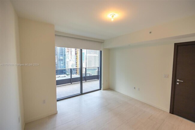 Building Photo - 1000 Brickell Plaza