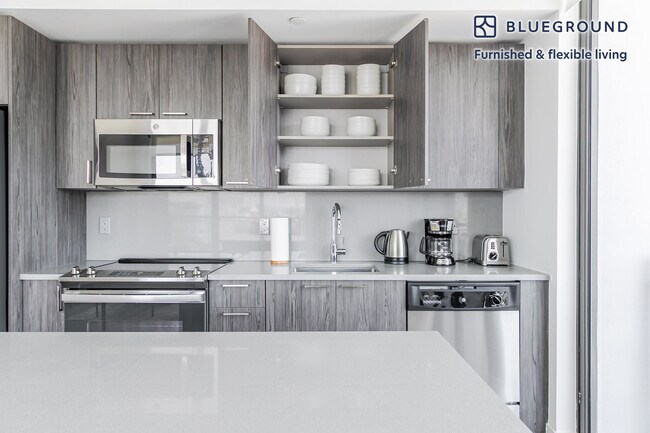 Building Photo - 21 NE 22nd St