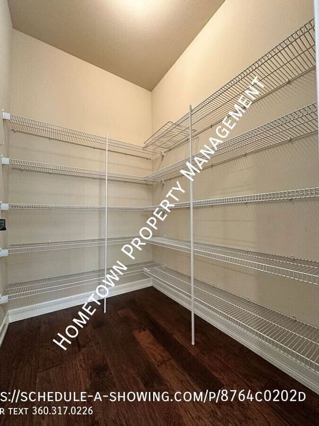 Building Photo - 7301 Ashdown Ln SE