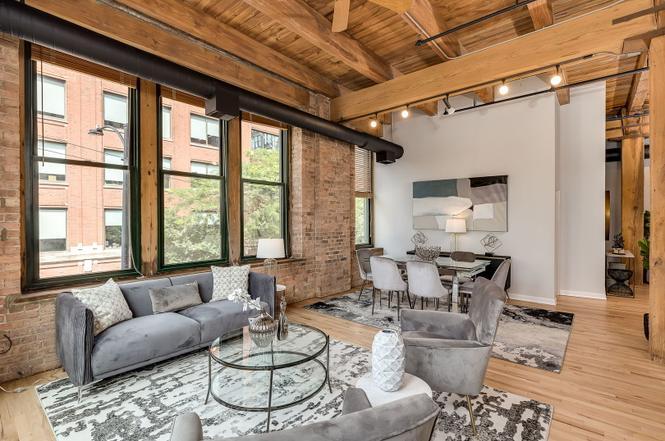 Building Photo - 331 S Peoria St