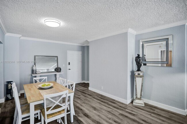 Building Photo - 2501 S Ocean Dr
