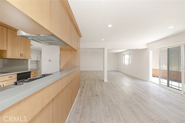 Building Photo - 714 E Orange Grove Ave
