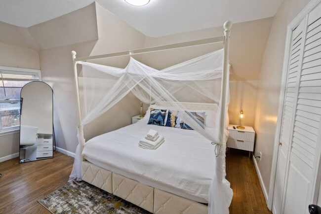 Building Photo - 61 Washington Terrace