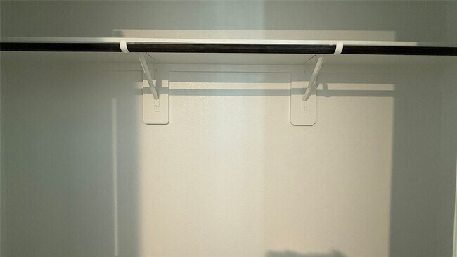 Building Photo - 2340 Mooneye Ct