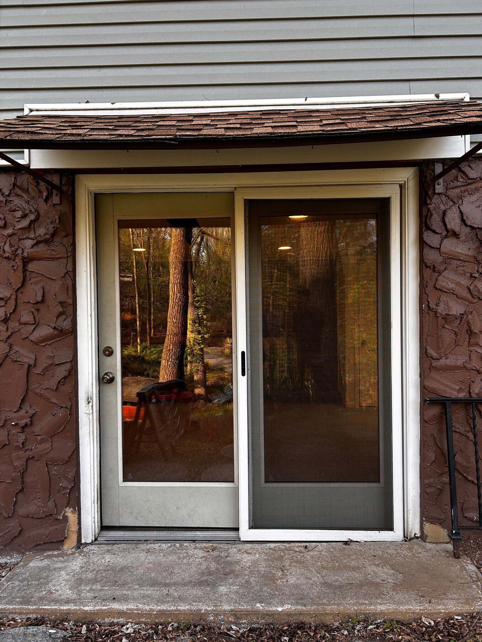 Building Photo - 1201 S 24th St