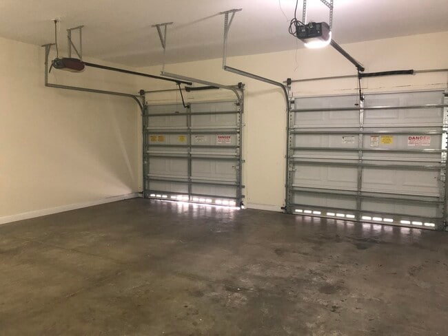 Building Photo - 650 Pacific Grove Dr