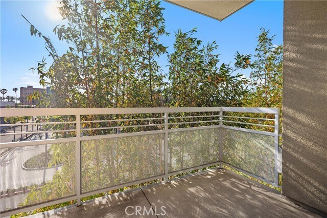 Building Photo - 12664 Chapman Ave