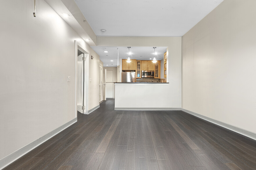 Building Photo - 3312 Hudson Ave